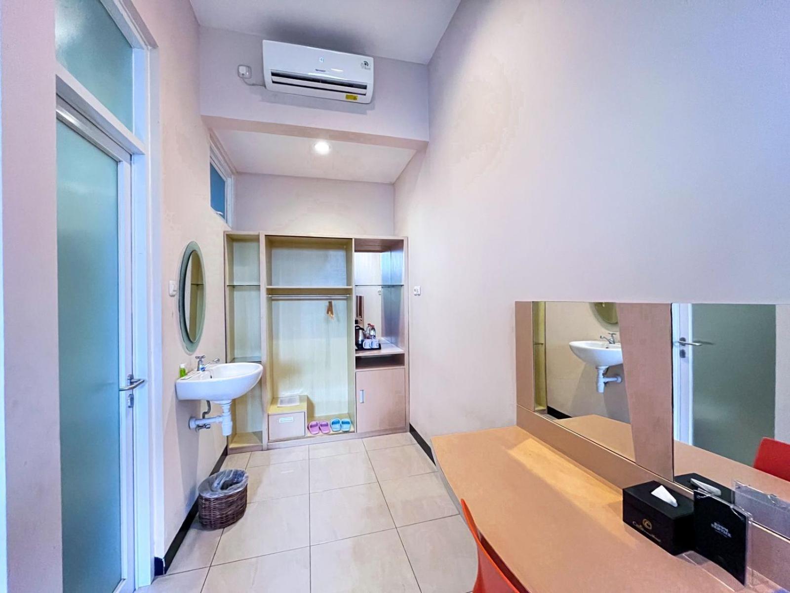 Ceria Boutique Hotel Maguwo Ngoại thất bức ảnh